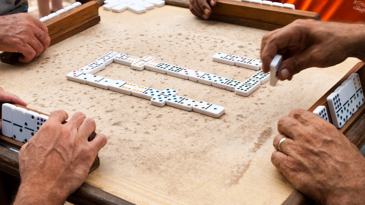 12 Trik Anti Rungkad Saat Bermain Domino QQ Online